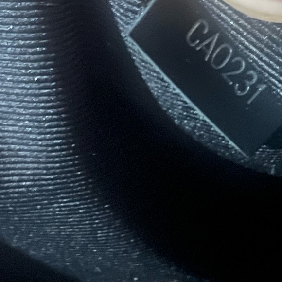 ~ SOLD PENDING Louis Vuitton LV Avenue Sling Bag - Picture 10 of 10